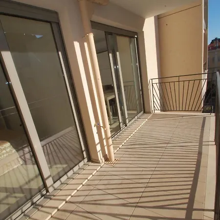 Διαμέρισμα 31wb - Beau 2p 4e Etage Avec Parking En Sous-sol Μεντόν